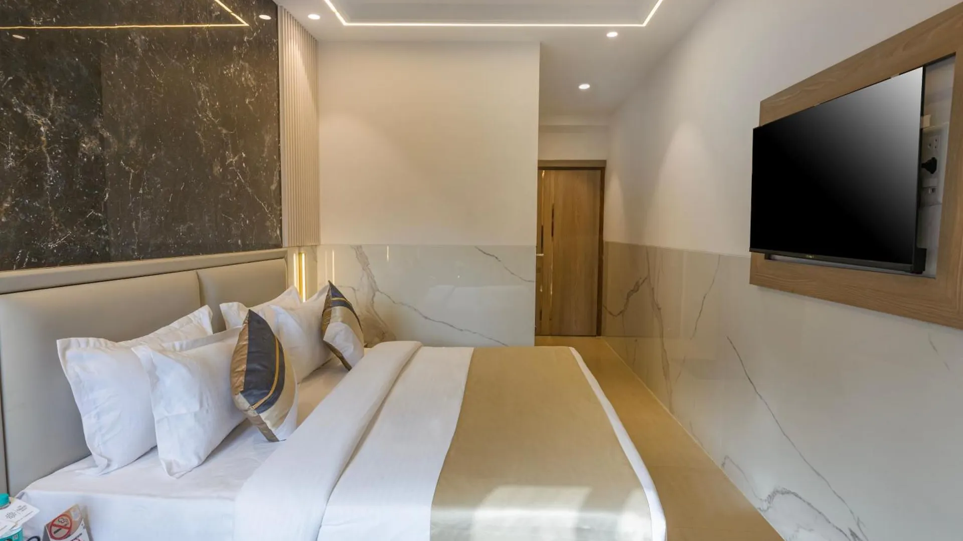 ****  The Orion Hotel Era - Delhi Airport New Delhi India