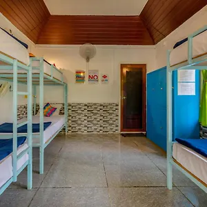  Hostel Gostops India