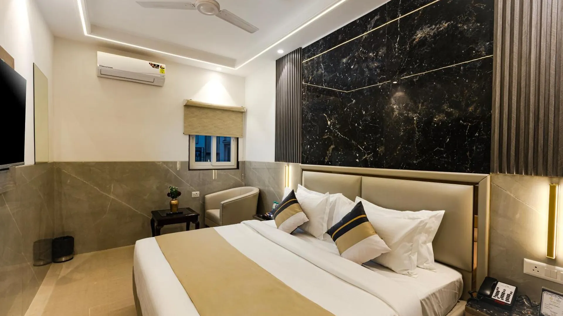****  The Orion Hotel Era - Delhi Airport New Delhi India
